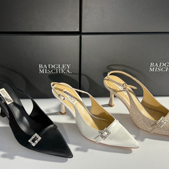 Badgley Mischka Women's Annmarie Jeweled Slingback Stiletto Pumps new VARIETY - Picture 4 of 15